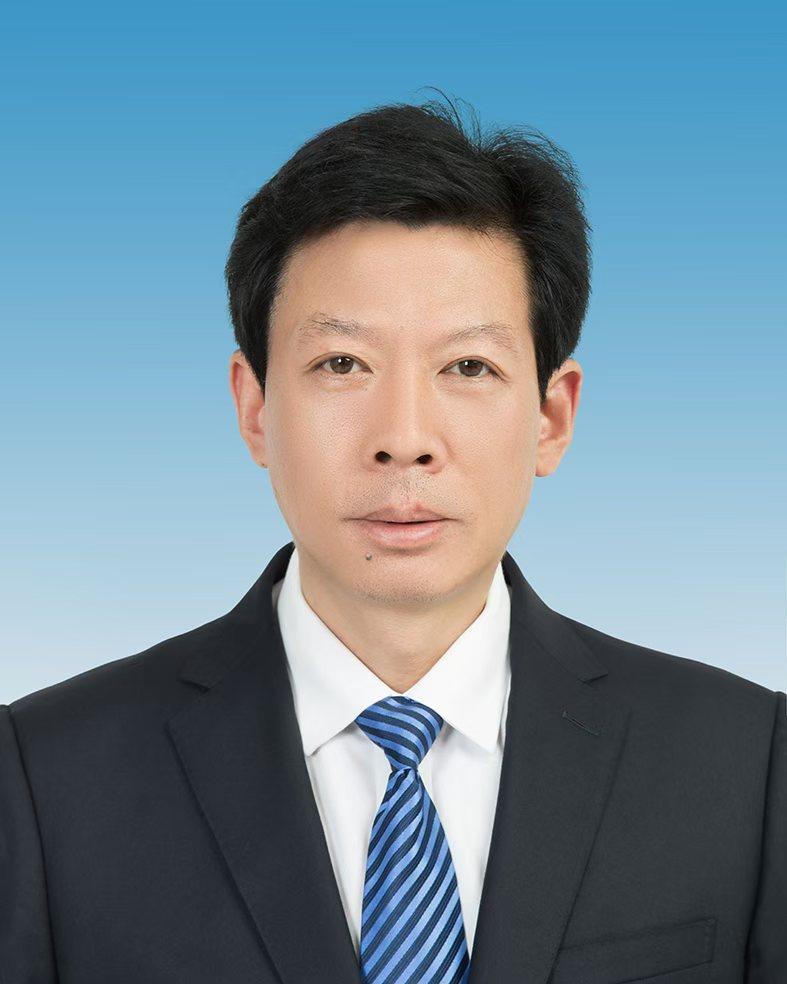 南阳市，邓俊峰今被免去副市长职务，去年5月上任今天，南阳市第7届人大常委会第