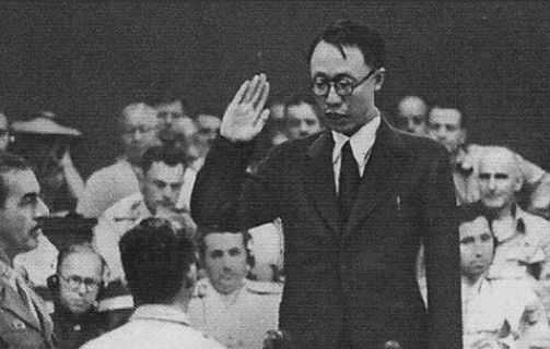 1959年，溥仪55岁时，他爱上了一位37岁的女护士李淑贤，他们结婚的那晚，溥仪