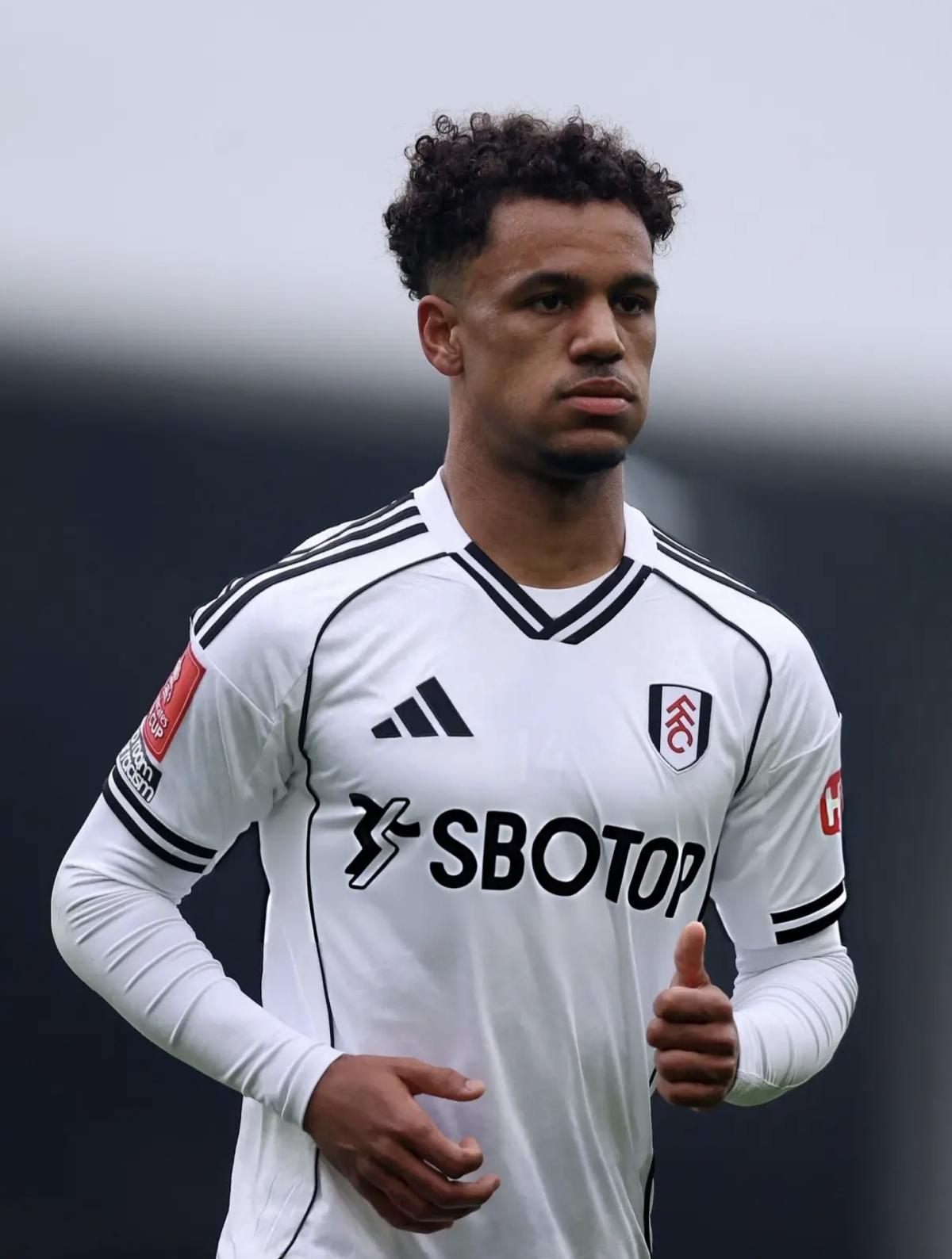 【曼城通情达理】奥斯卡·鲍勃谈自己离开曼城：“我不会说自己迫切想要离队。我确实遇