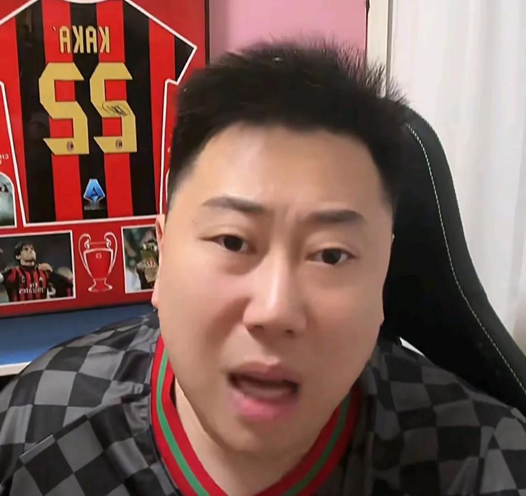 媒体人李宝库表示，上海海港对阵浙江队居然不还人情，以后不用在江湖混了。在中超第