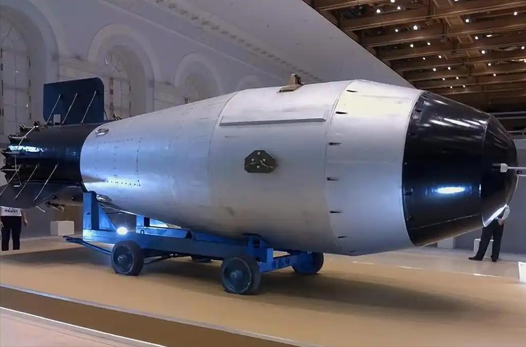 日本造核武，美国不拦，谁也拦不了！ 日本明明是唯一挨过原子弹的国家，却在一步