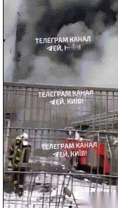 我跟你说，这事儿炸裂的不是一万多乌军被包饺子了。是普京在指挥部听完前线汇报，所