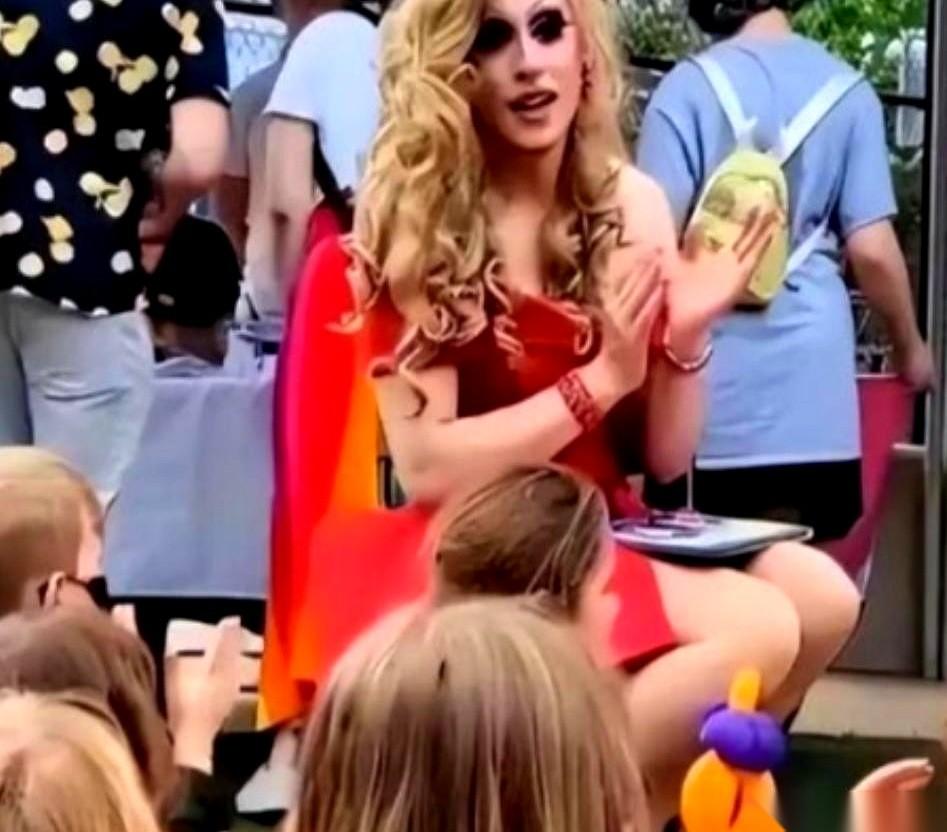 德国一家开了三十年的女士健身房，被告了。就因为老板没让一个“心理上是女性，但身