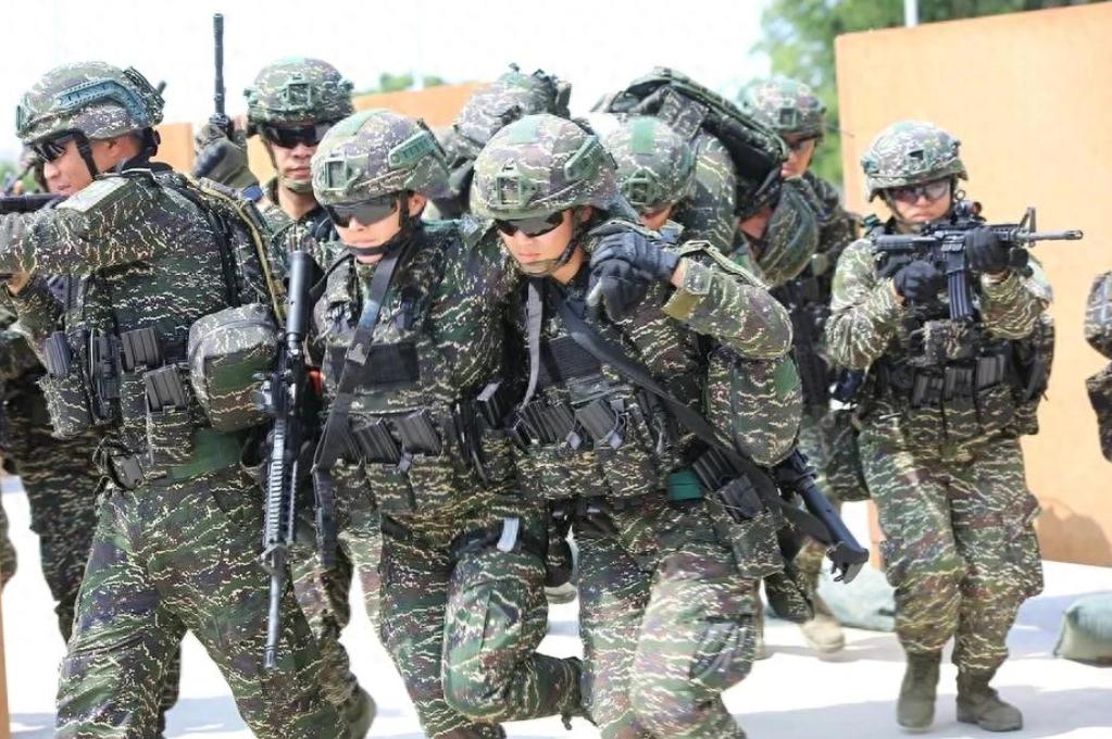 拿4000块新台币哄年轻人当兵，赖清德把问题想得太简单了。赖清德8月