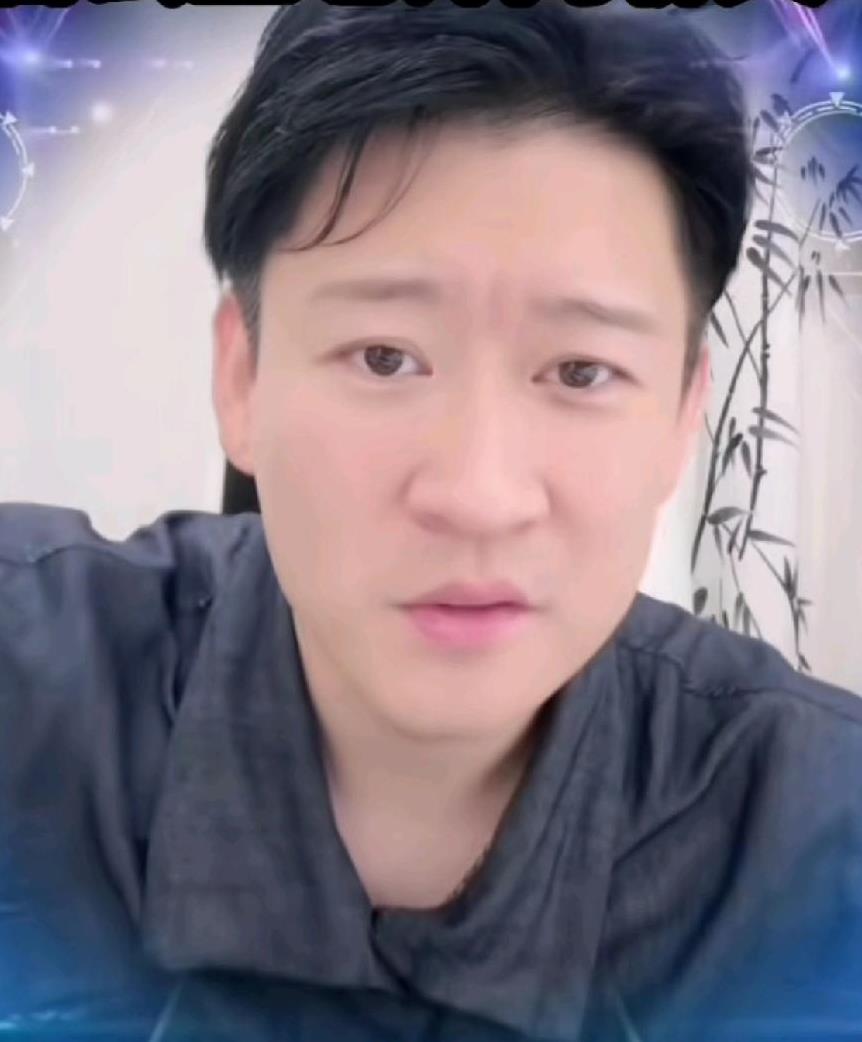 #相声界恩怨情仇#曹云金：我的规划就是好好活着，相声大旗我可扛不了。曹云金，