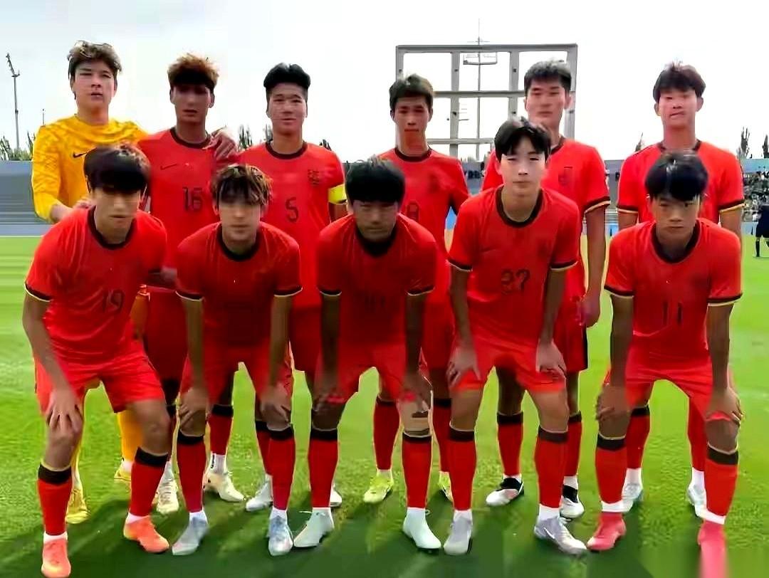 聊聊今晚这场球。土伦杯，号称小世界杯，本来是U23球员的局。我们派了谁？一群1