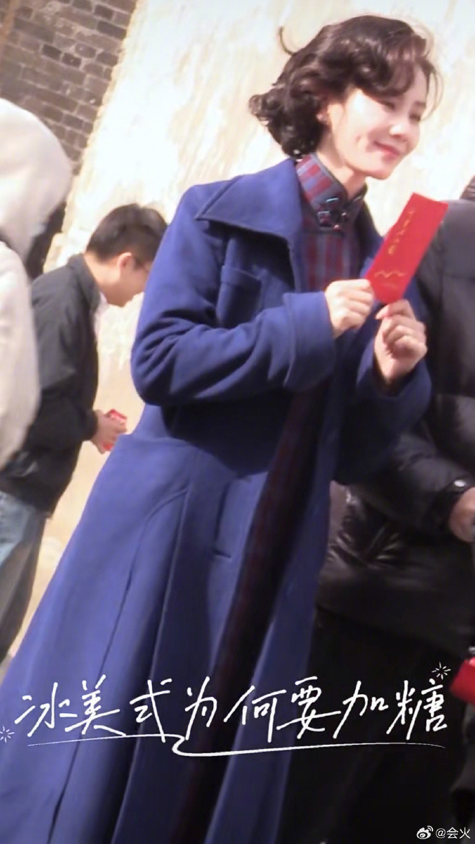 刘诗诗千里江山图开机状态刘诗诗关晓彤孙怡新剧开机同框刘诗诗、关晓彤、孙怡新剧《