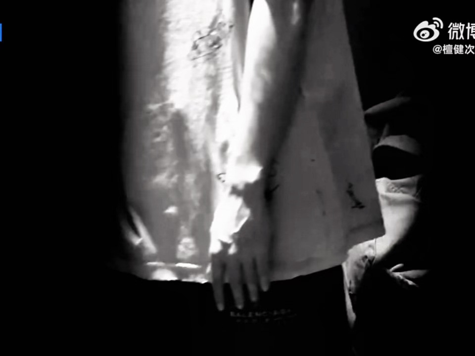 所有人…感受檀健次手上的青筋…🥵檀健次手臂青筋