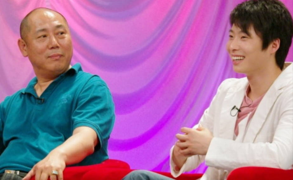 1991年，李成儒身家高达1300万美元，儿子想要一架钢琴他却不给，儿子说：“你