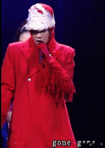 好家伙，陈小春这波，真是闷声发大财！三天两亿播放，狂揽800万，这哪是“