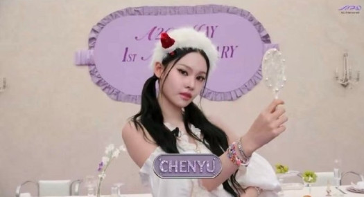 A2O_MAY一周年快乐呀！梦幻公主房派对直接戳中少女心，从练习陪伴到选歌自主