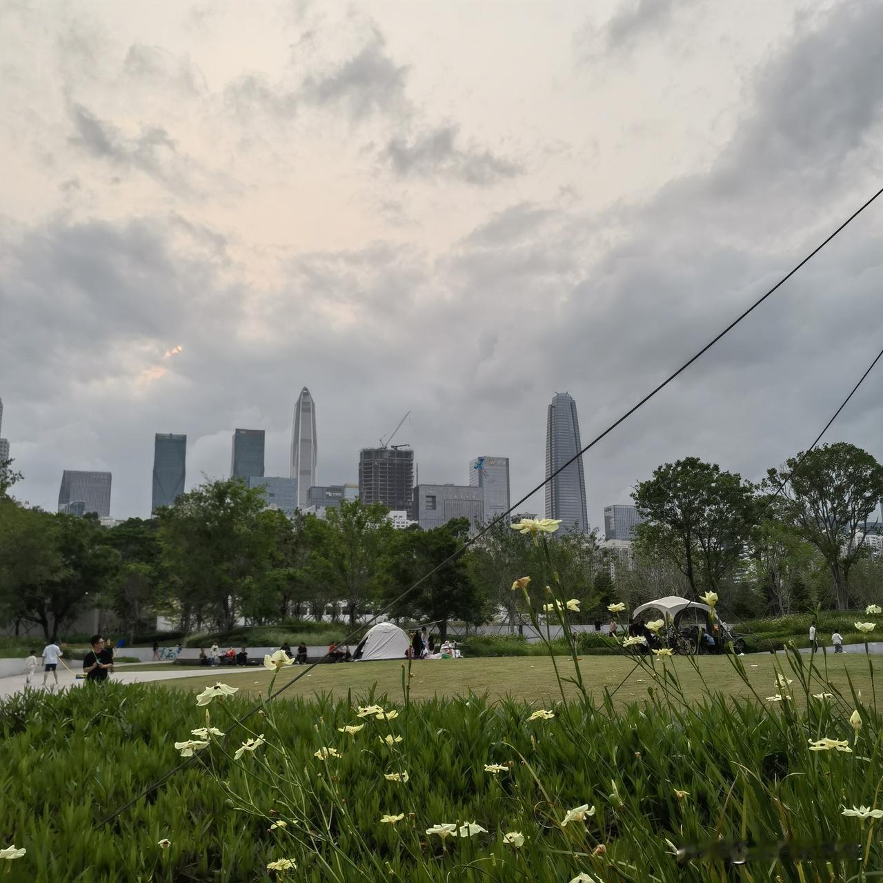 五一假期马上就到，好多外地朋友问我来深圳去哪玩，真心劝大家：别再盯着世界之窗、锦