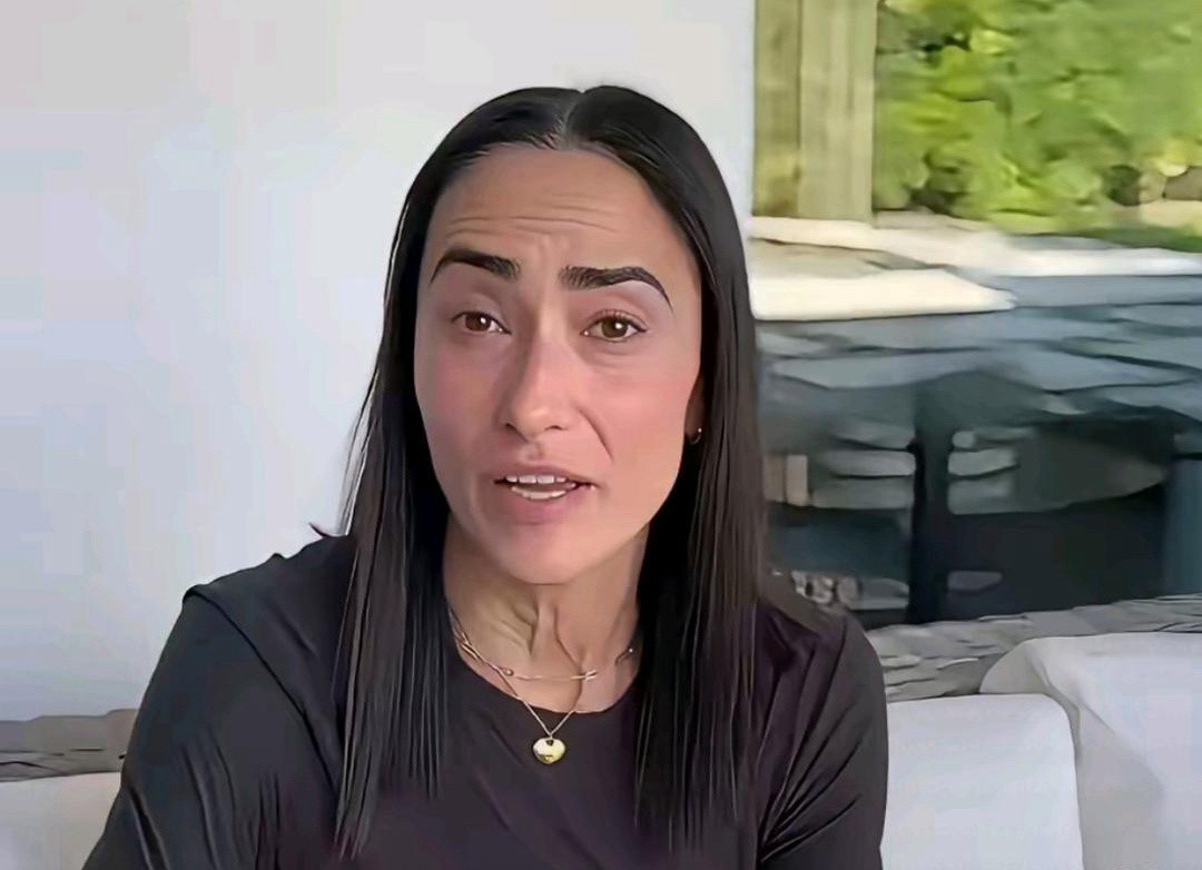 其实吴彦祖老婆年轻时候挺漂亮的。