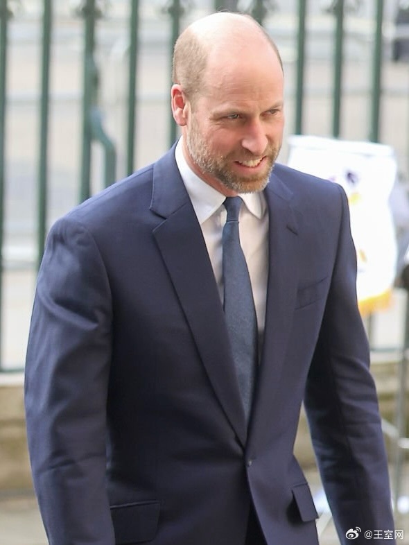 英国王室🇬🇧3月9日，威尔士亲王威廉和王妃凯瑟琳抵达威斯敏斯特大教堂出席英联