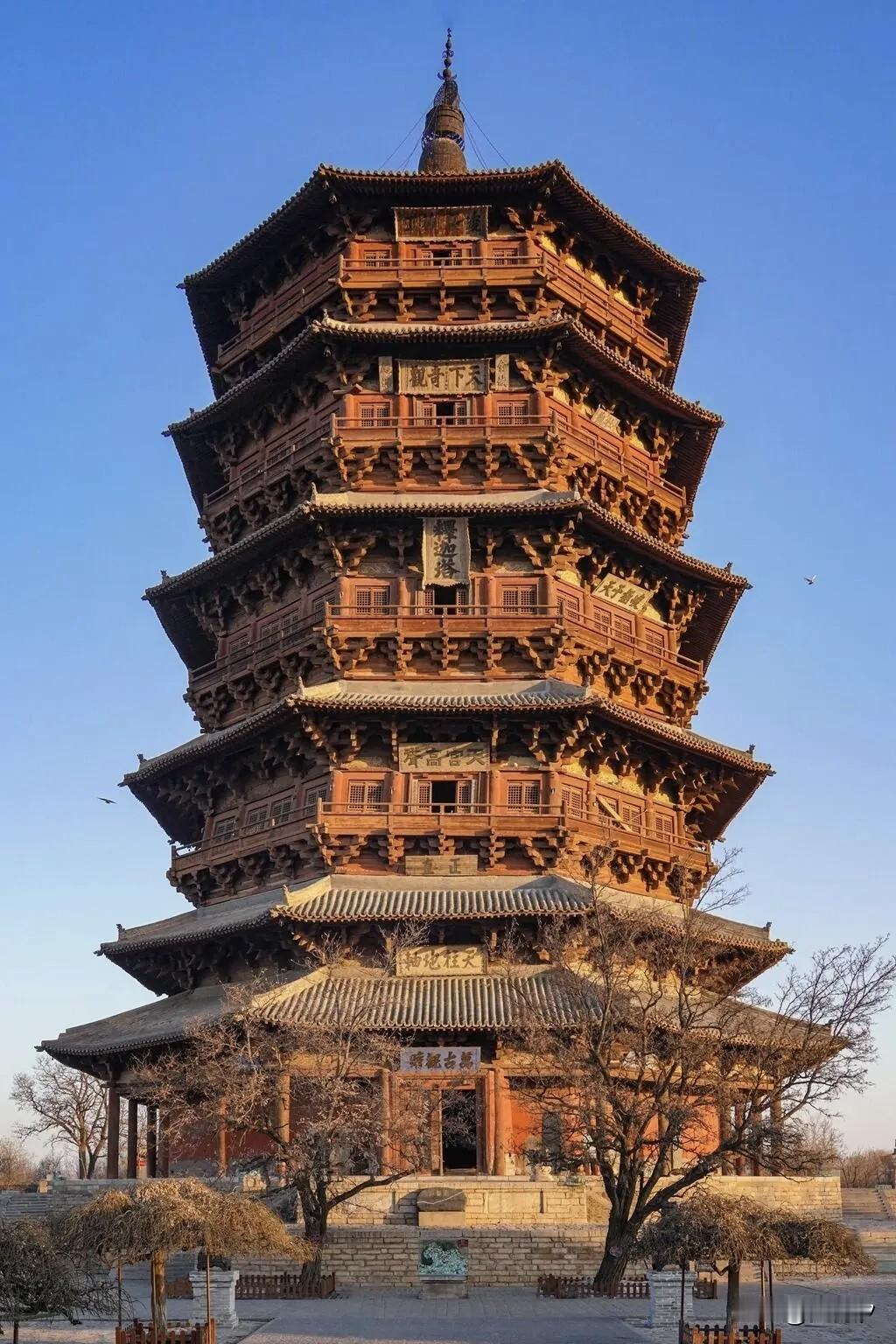 全国古建筑遗存最丰富的省份排名：第一名：山西省第二名：河南省第三名：浙江