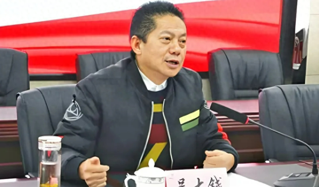 吴大钱, 大搞权钱交易、非法收受巨额财物