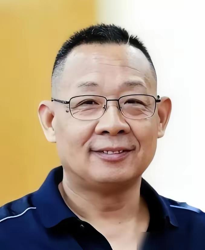 终于弄明白了为什么胖东来这次还是选择了“妥协”[捂脸哭]不是扛不住舆论，而是商