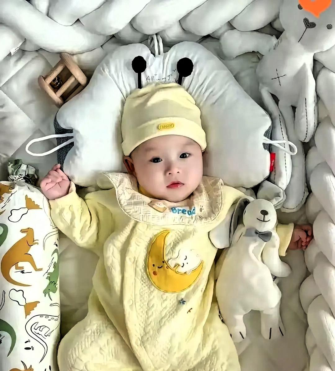 怀孕8个月痛失丈夫！父母逼她引产，公婆却主动放手：孩子去留全凭你她怀孕五个