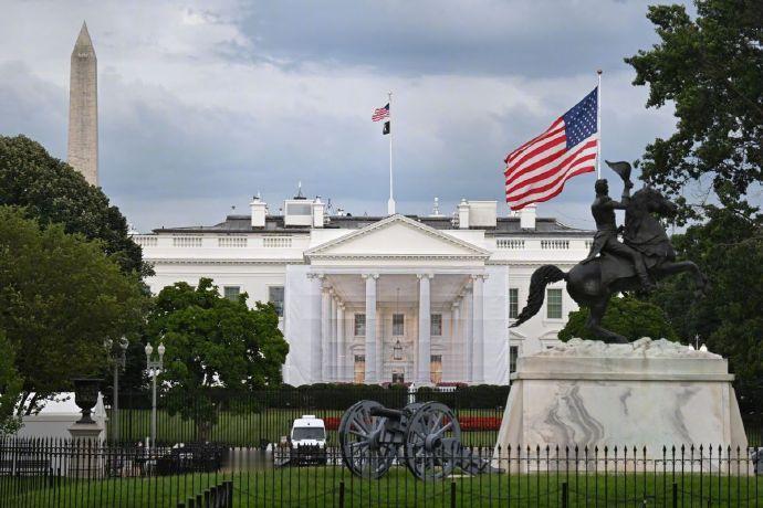 倒反天罡，美国竟然要从其他国家引进军舰。堂堂全球第一海上强国，如今居然拉下脸