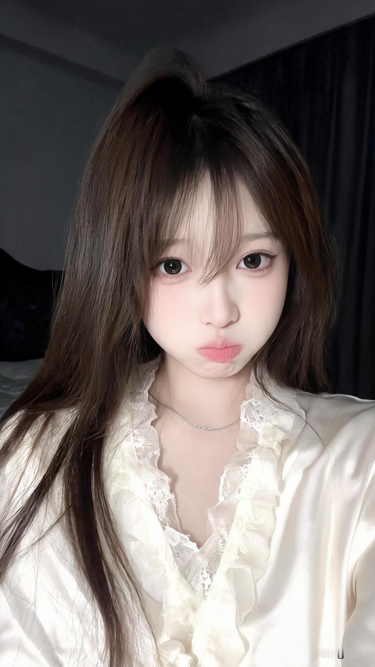 “少女心爆棚的睡衣照，甜美与性感并存！”💖📸