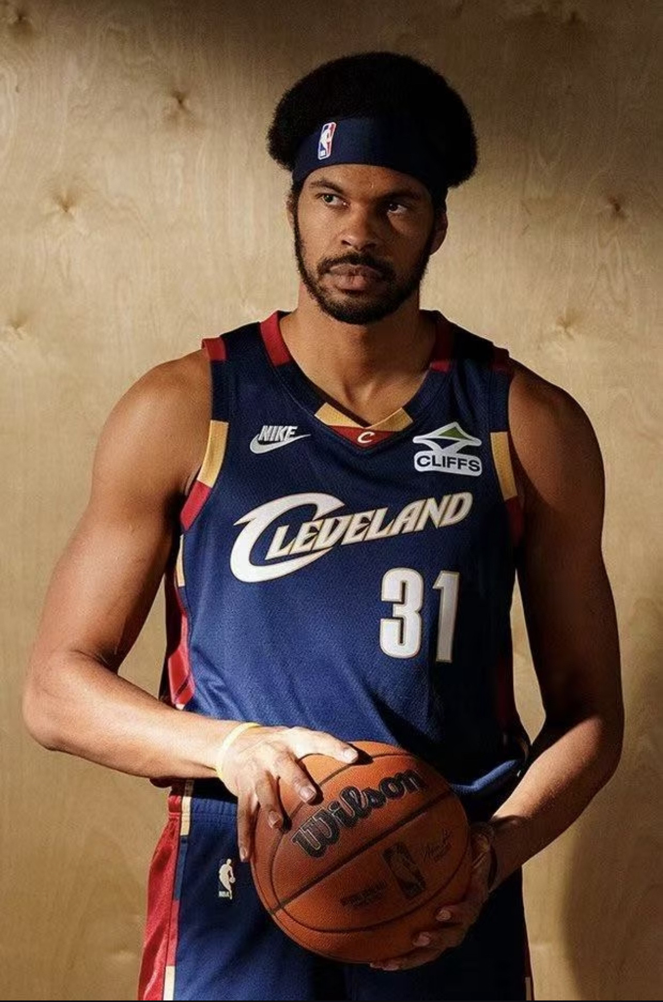 阿伦和莫布利谁才是米切尔和哈登之后的骑士三当家？贾勒特·阿伦出战56场，场均2