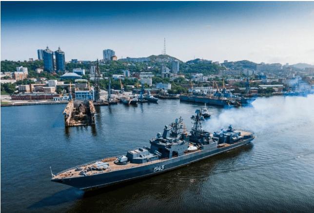 俄海军3艘军舰出征，中国军迷熟悉的老舰亮瞎眼2026年2月19日，俄海军直接