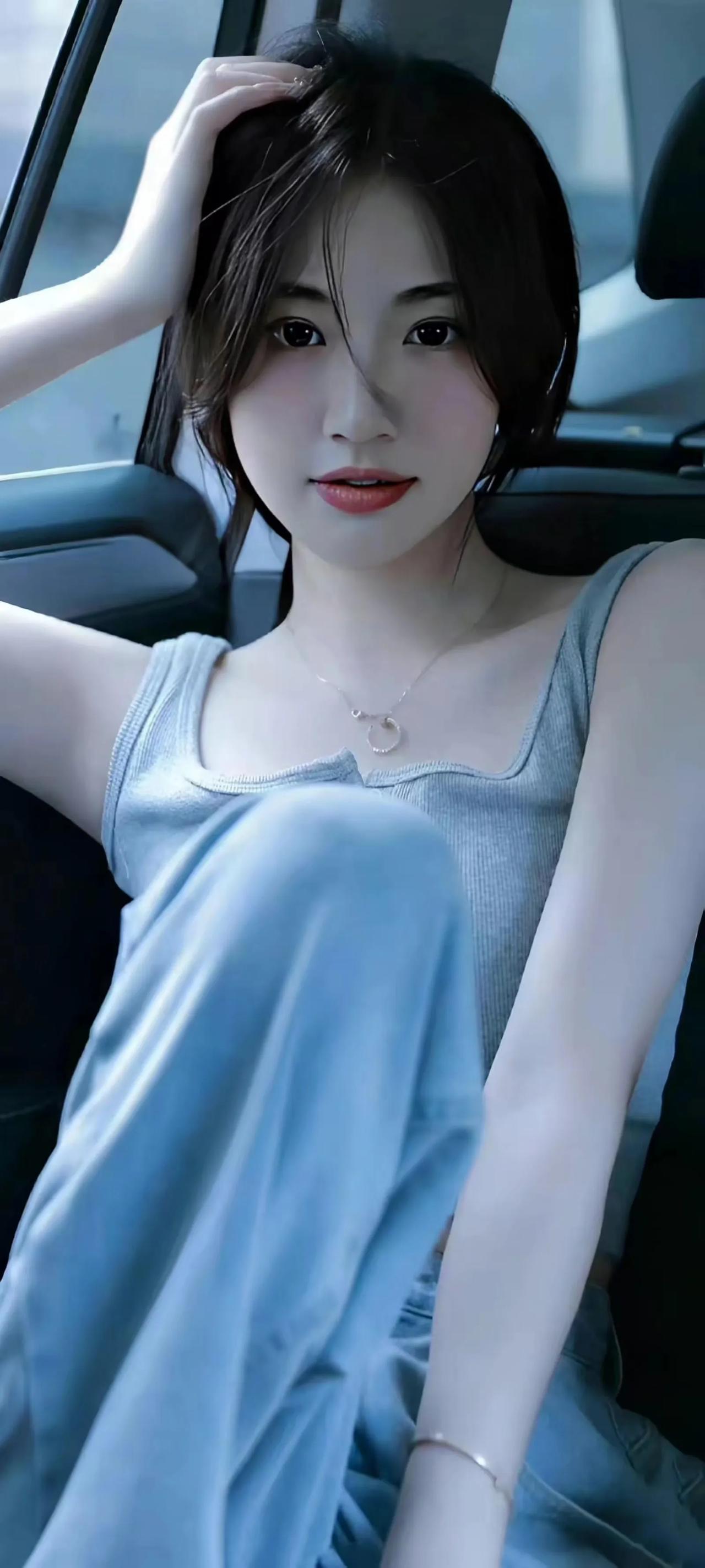 车内自拍，清新自然，少女心满满！💖📸