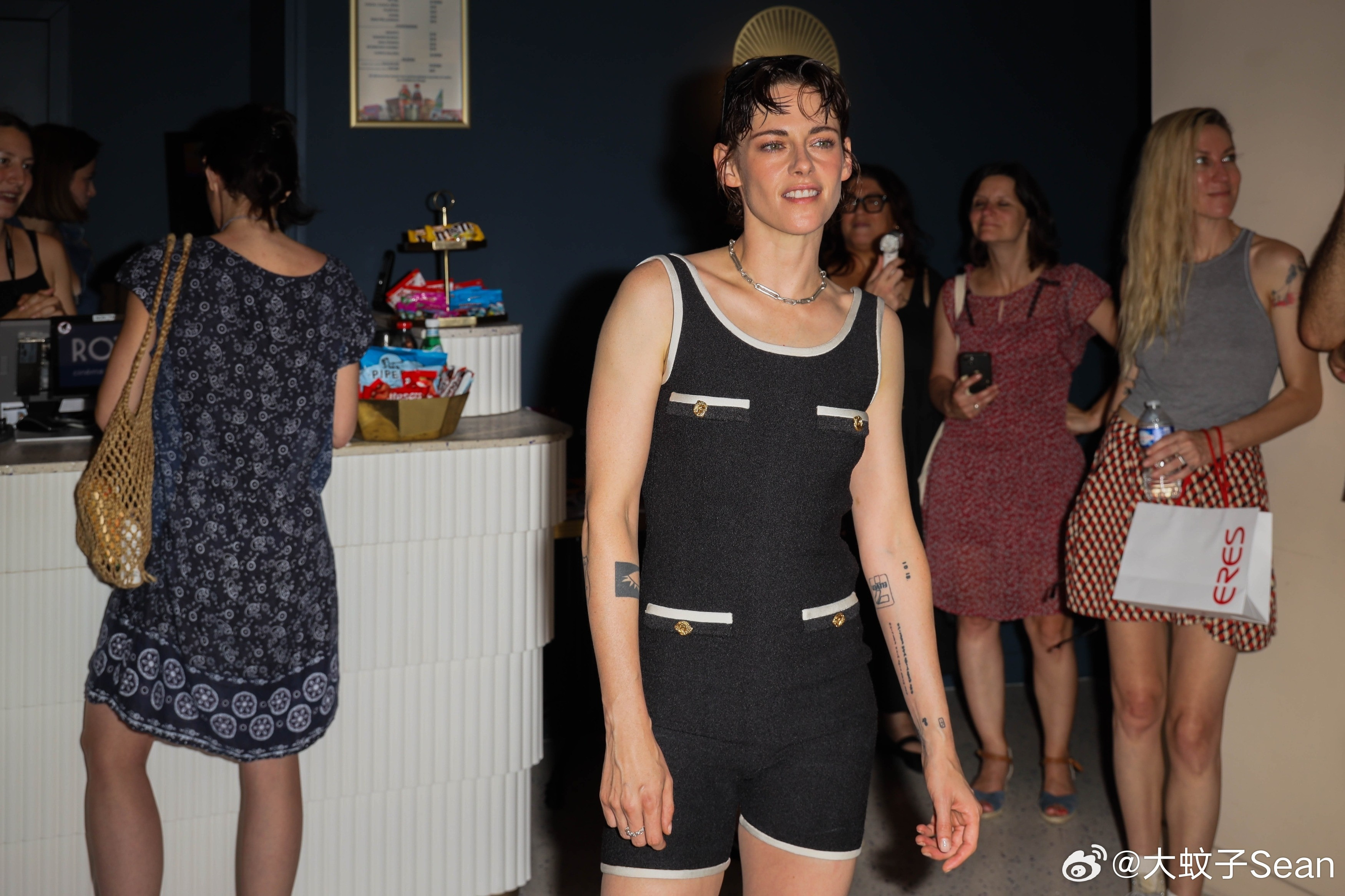 KristenStewart克里斯汀斯图尔特再度亮相第四届BiarritzF
