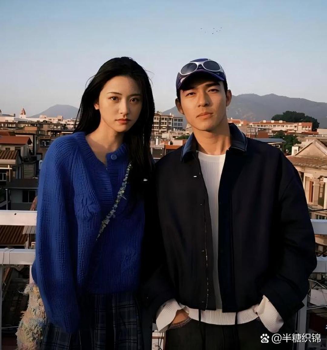 还想说沈月咋变高了原来是这样