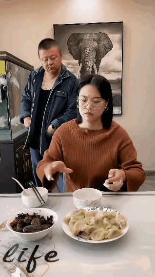 没挨几巴掌简直就是奇迹