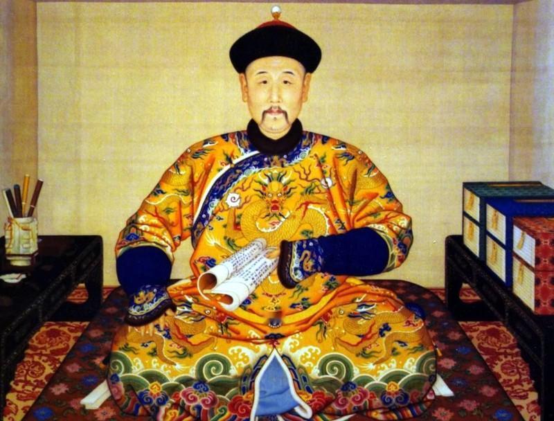 1724年冬天，前朝废太子胤礽病入膏肓，他托人向雍正帝带话：“皇上，我是大不孝的