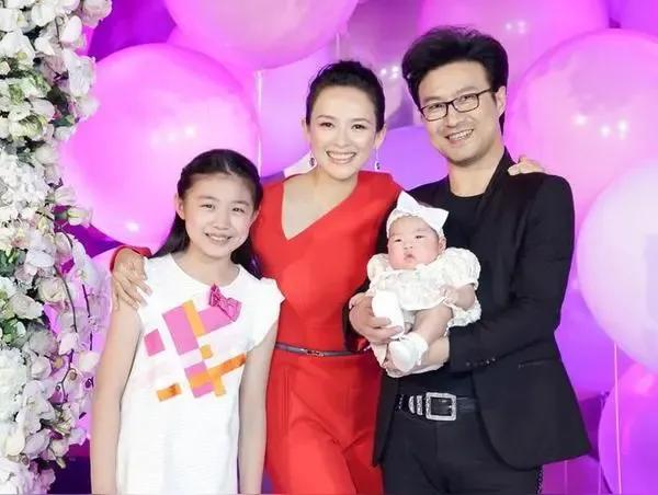 难道口臭就是婚变的理由？近日有位网友头条上发文，说什么汪峰和章子怡婚变的理由