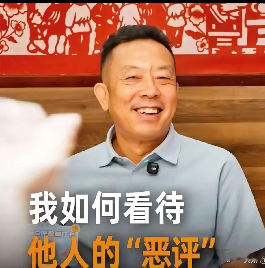 罗永浩和西贝的事掀起这么大波澜,原因和功劳都不是罗老师的。想想他干啥了？其实