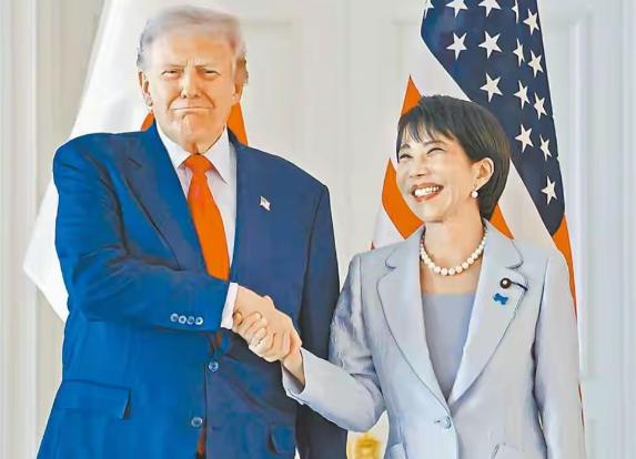 不得不说，高市这招真的是太厉害了！ 访问美国直接送上大礼，不是军舰，而是25