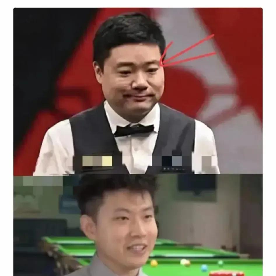 丁俊晖哭了！赵心童夺冠后这句话让他破防。赵心童穿着那件丁俊晖送的马甲领奖时，突