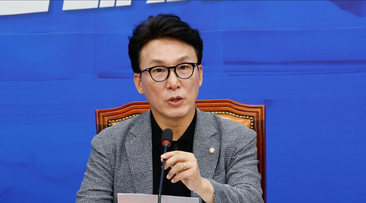 李在明提名的新总理，曾就读中美最高学府，精准预言尹锡悦要搞事李在明当选韩国总统