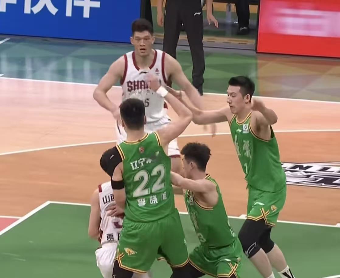 CBA在外援政策上再改规则，也挡不住辽宁男篮重回巅峰的极度渴望上赛季辽宁男篮