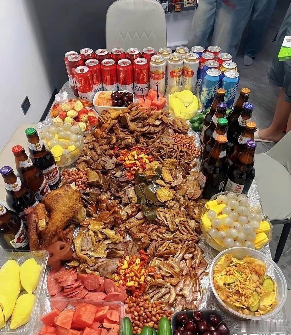 如果两家同时请你吃饭，你会怎么选择