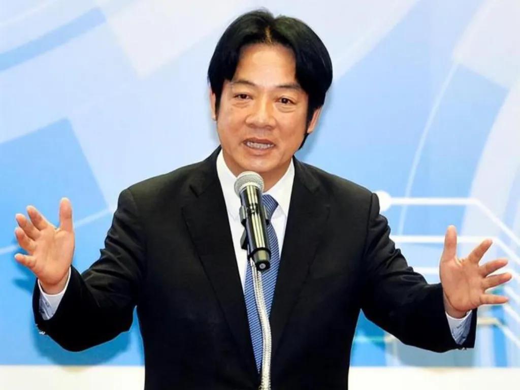 5月13日，《联合早报》报道：“赖清德提议在民主阵营之间构建一条‘非红供应链’，