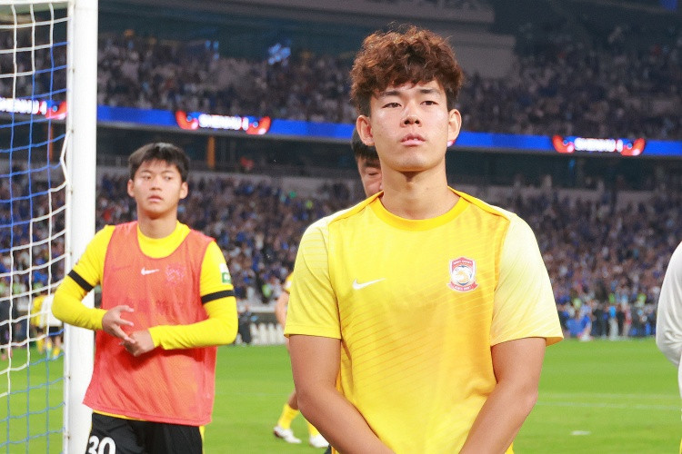 媒体人谈何小珂: 曾经每球必突破极有自信, 几年后就像换了个人