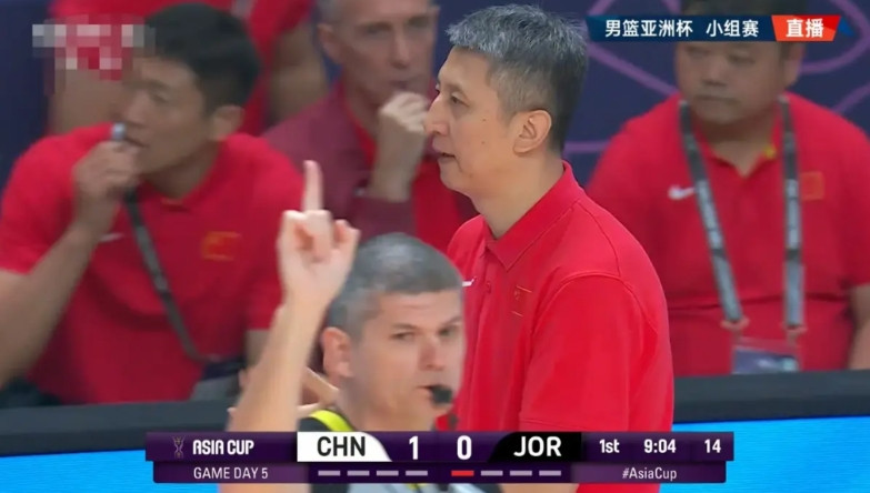 中国男篮主帅郭士强真是太英明了！中国男篮以90：68大胜约旦男篮，喜迎小组赛三连
