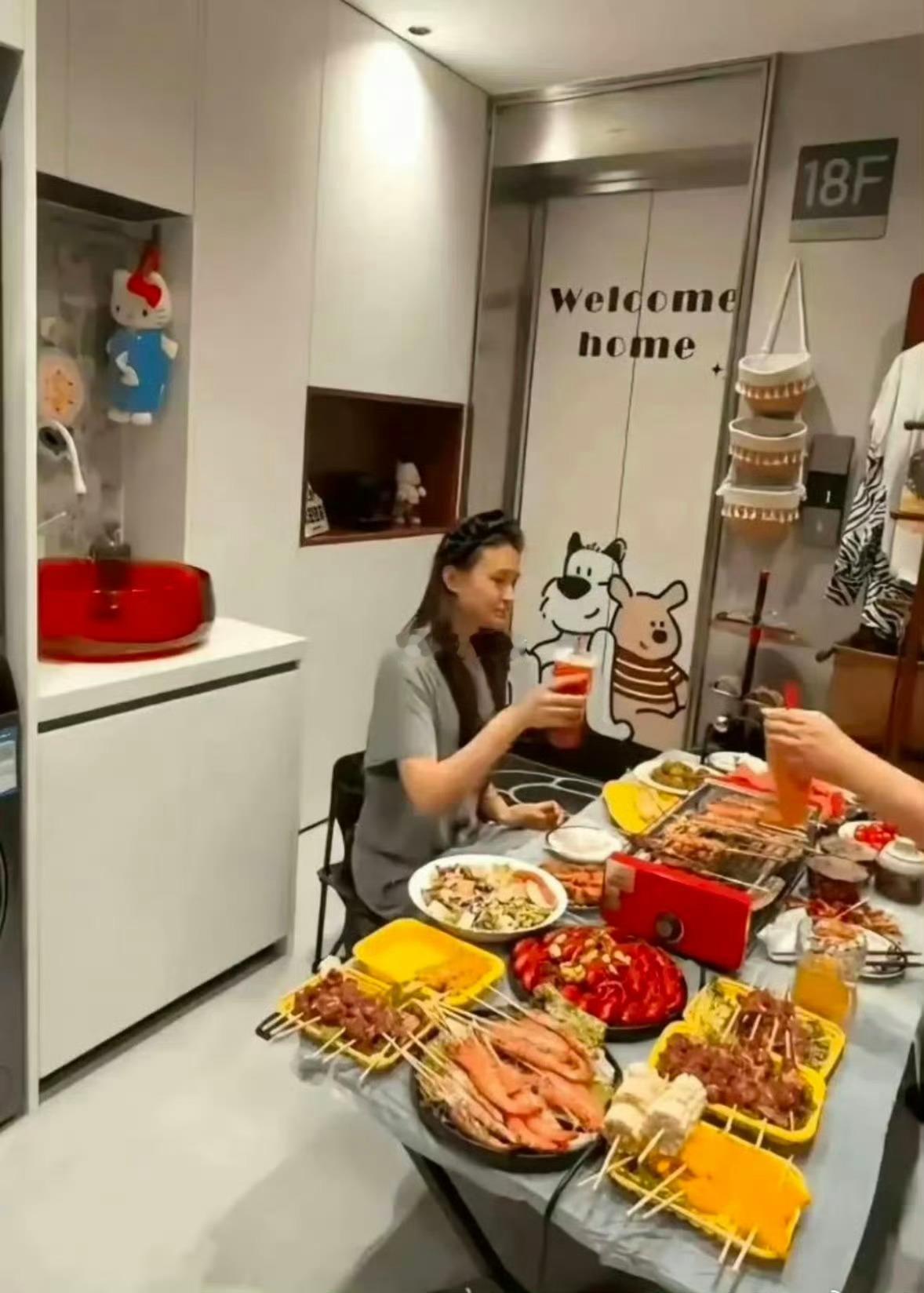 电梯一开就是家门，一梯一户太爽了​​​