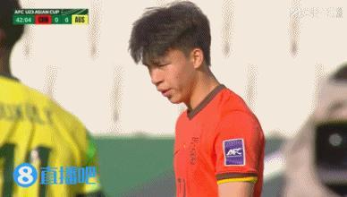 U23亚洲杯国足1:0领先澳大利亚！虽然国足U23控球只有不到4成，但防守反击打