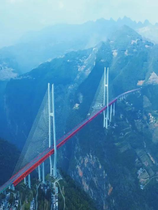中国一座桥震惊世界，老外惊叹：此桥也只有中国能建成！北盘江大桥设计之初，老外专