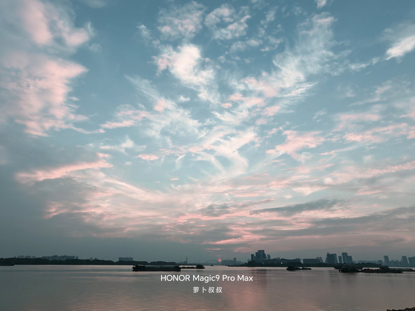 今日份夕阳美景，在滨海城市生活就是如此惬意！​​​
