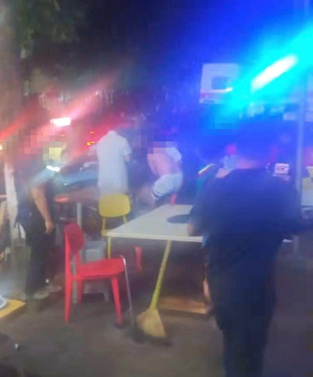 “太离奇了！”四川攀枝花，三名男子到街边小店吃饭，集体出现恶心、呕吐等中毒类不适