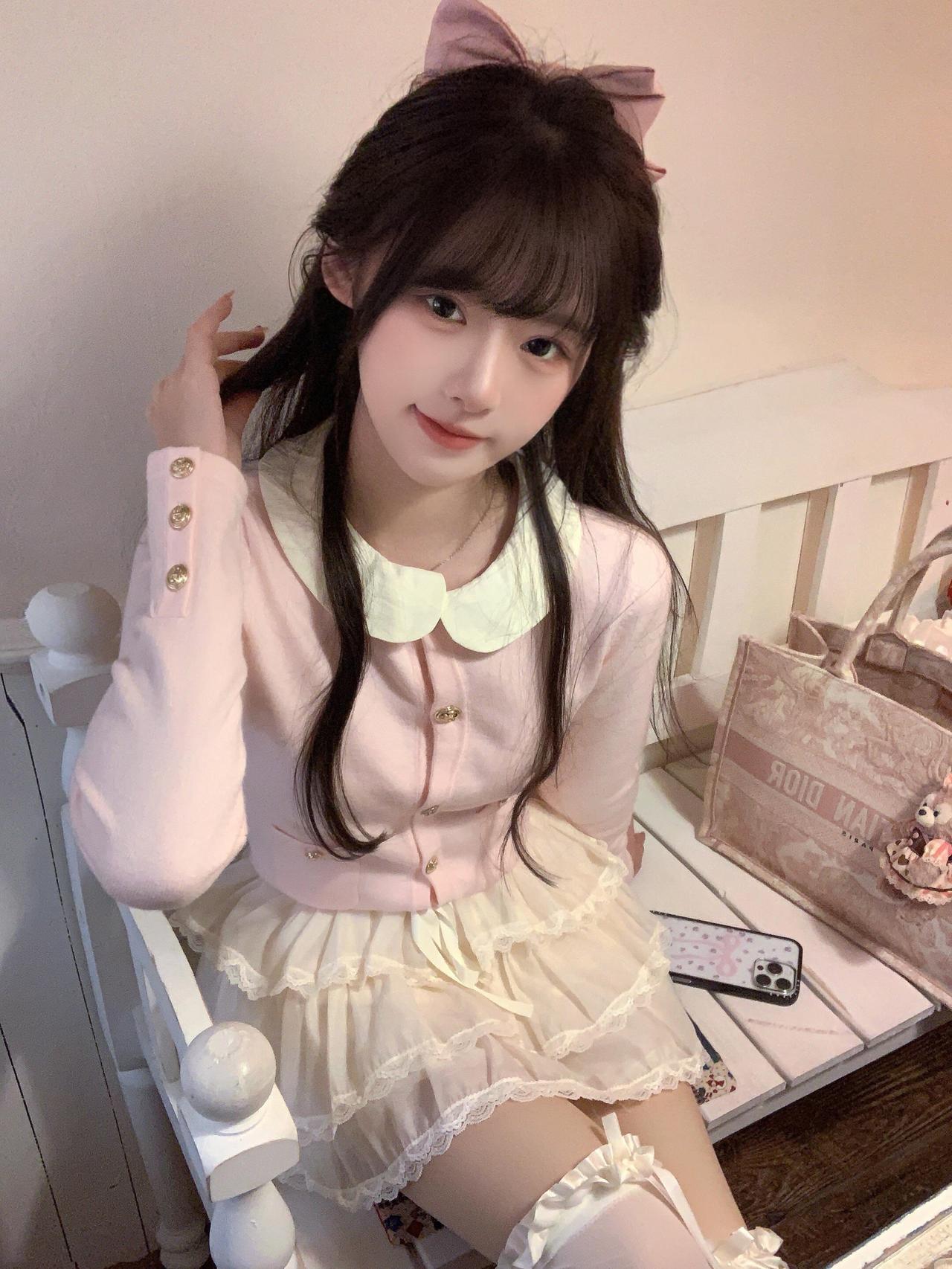 乖乖的ପ(˘ᵕ˘)੭今天真的很淑女了！