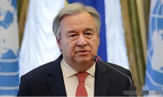 怪不得许多国家拖欠联合国会费，看看联合国都把钱花到什么地方了。据说联合国已经入不