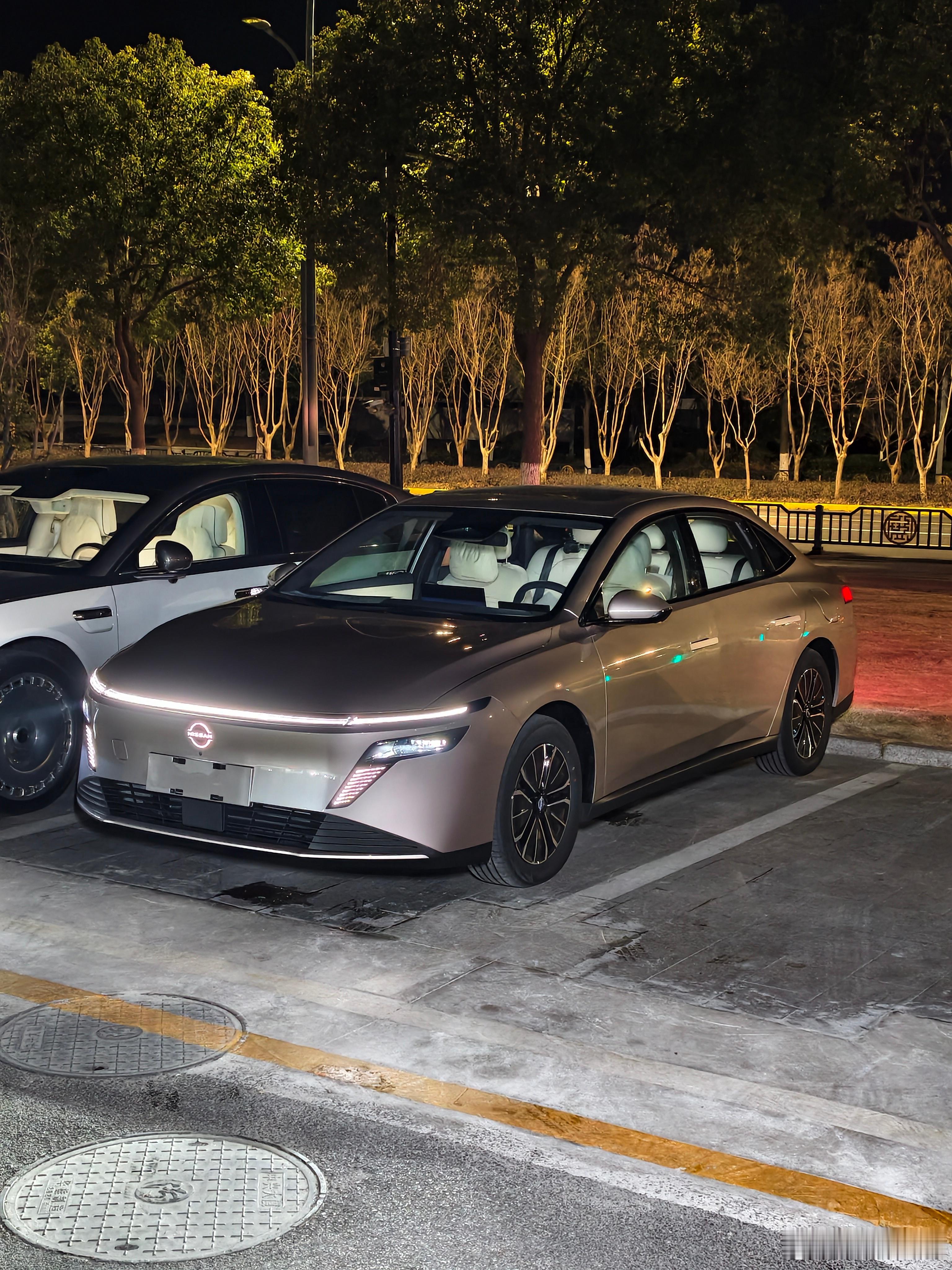 早上好啊，开着东风日产n6出发去看日出咯我和汽车的日常