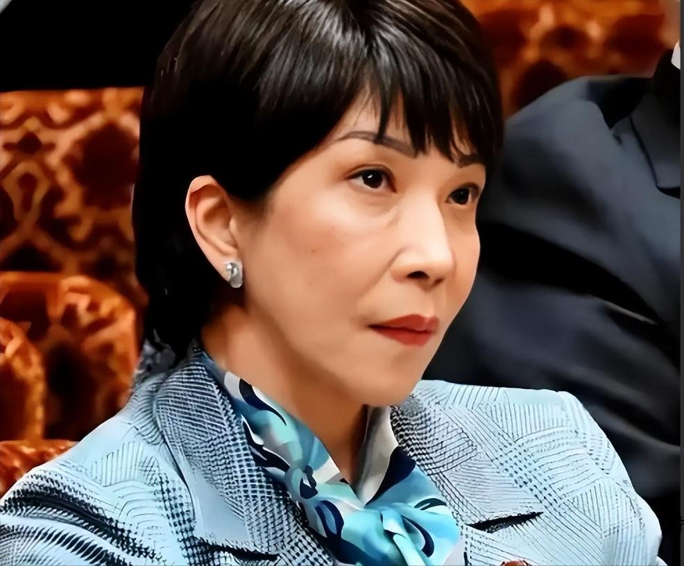 中国的预判简直神了：高市早苗就是秋后的蚂蚱，蹦跶不了几天！几天前还在叫嚣“核武装